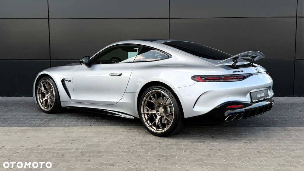 Mercedes-Benz AMG GT - 12