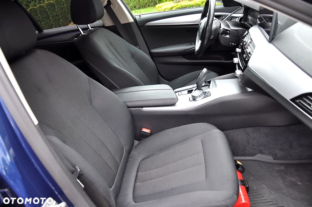 BMW Seria 5 520d mHEV Business Edition - 16