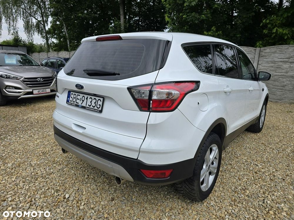 Ford Kuga - 35