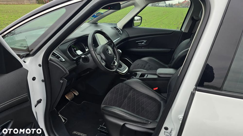 Renault Grand Scenic - 14