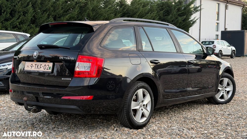 Skoda Octavia - 3