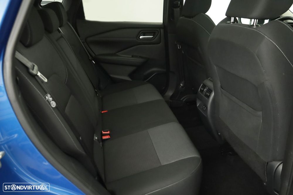 Nissan Qashqai 1.3 DIG-T N-Connecta LED Xtronic - 23
