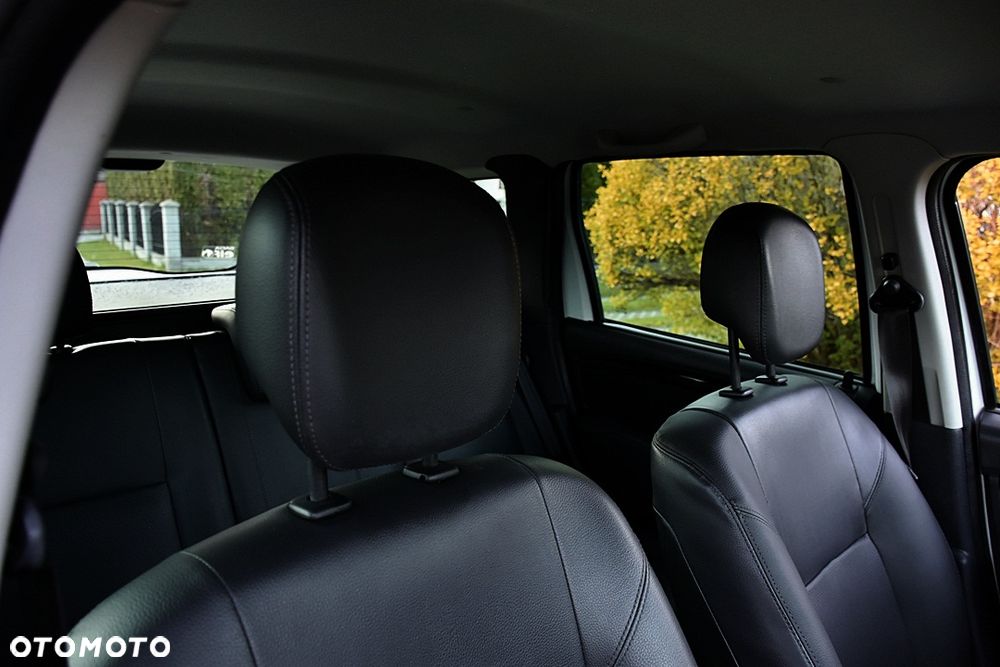 Dacia Duster 1.6 16V 105 4x2 Prestige - 28