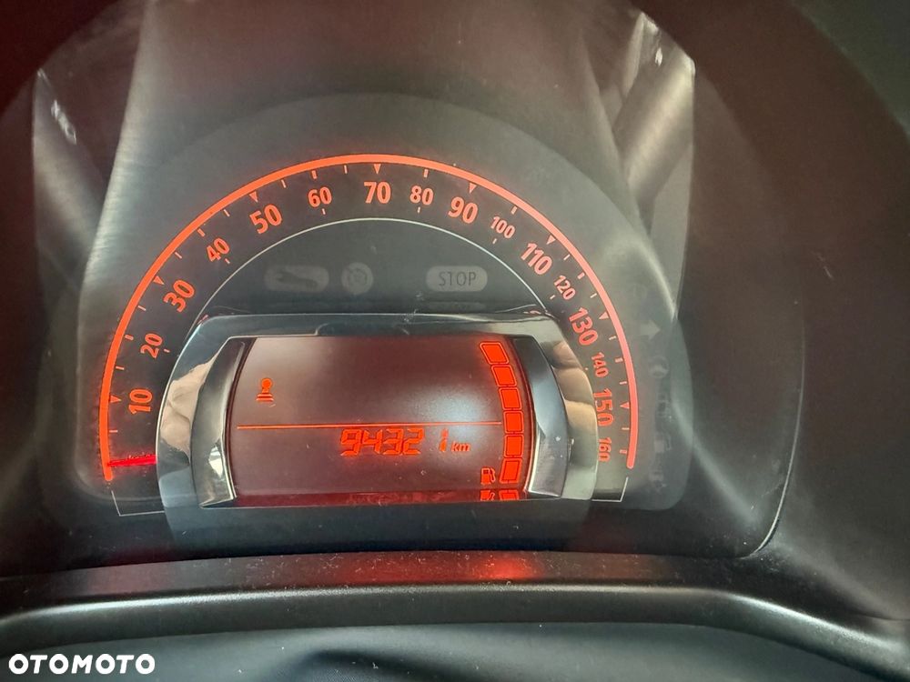 Renault Twingo SCe 70 Start&Stop LIMITED - 12