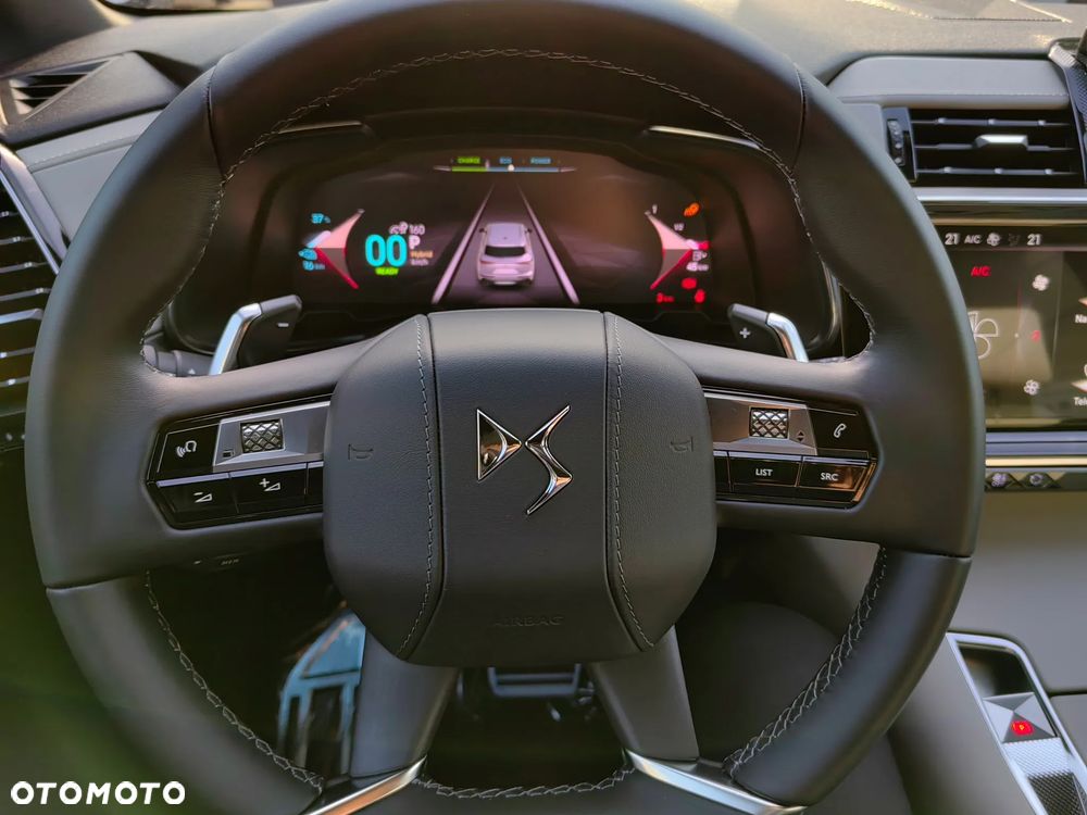DS Automobiles DS 7 Crossback - 17