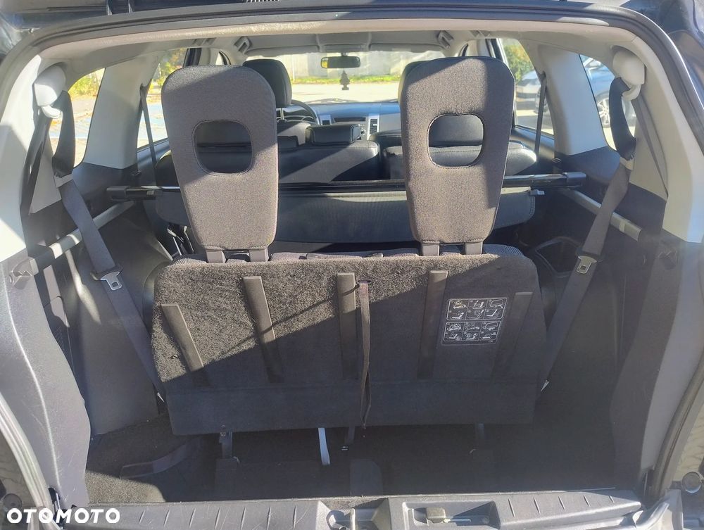 Peugeot 4007 HDI FAP 7-Sitzer Active - 17