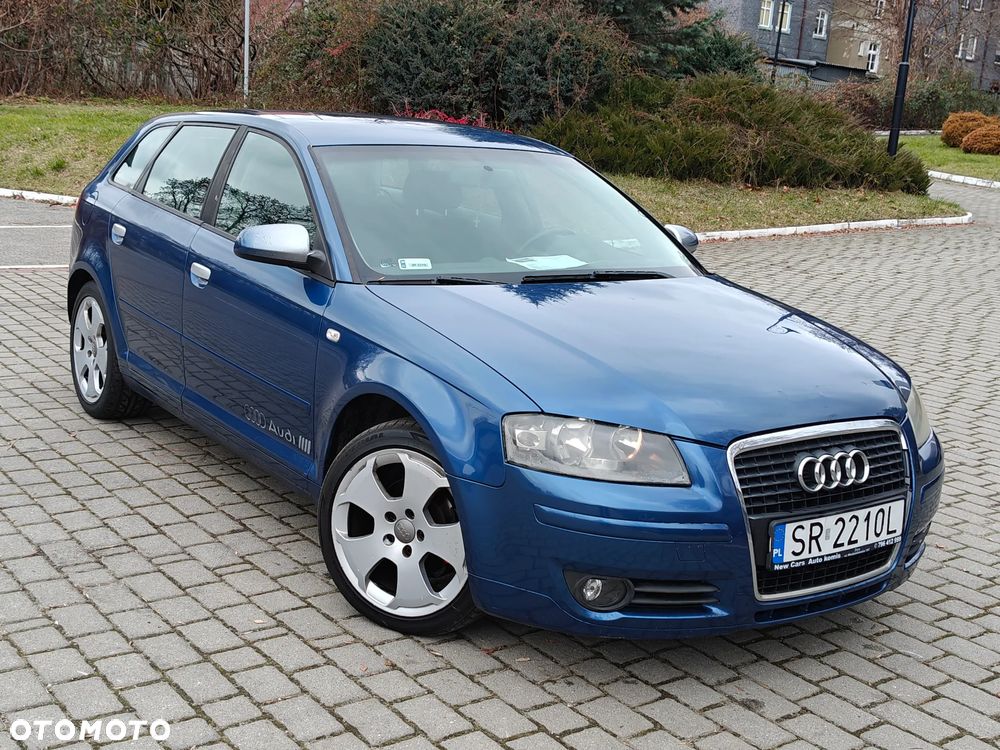Audi A3 Sportback 1.6 FSI Attraction - 1