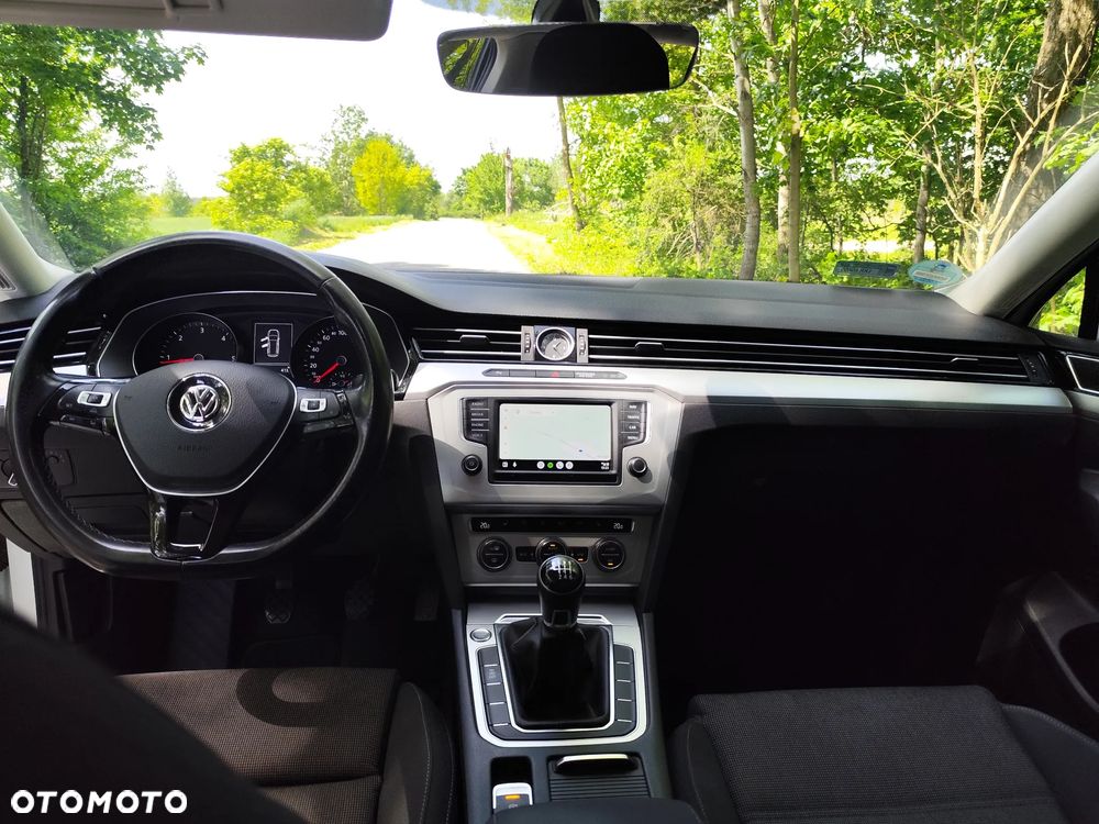 Volkswagen Passat 2.0 TDI (BlueMotion Technology) Comfortline - 7