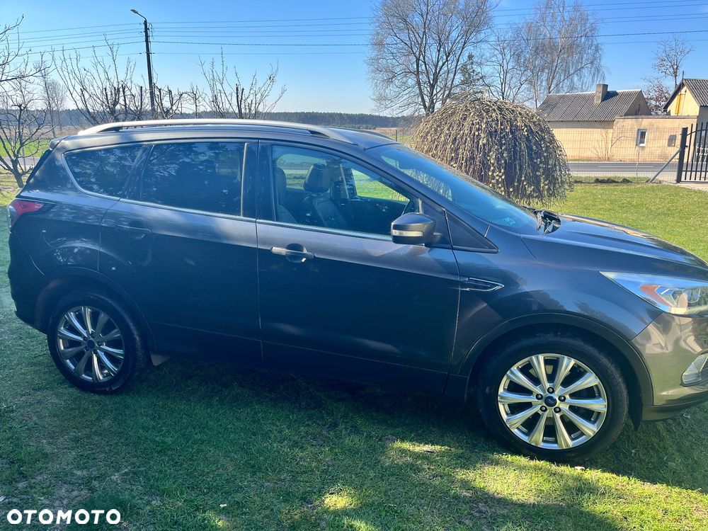 Ford Escape 2.0 EcoBoost AWD Titanium - 10