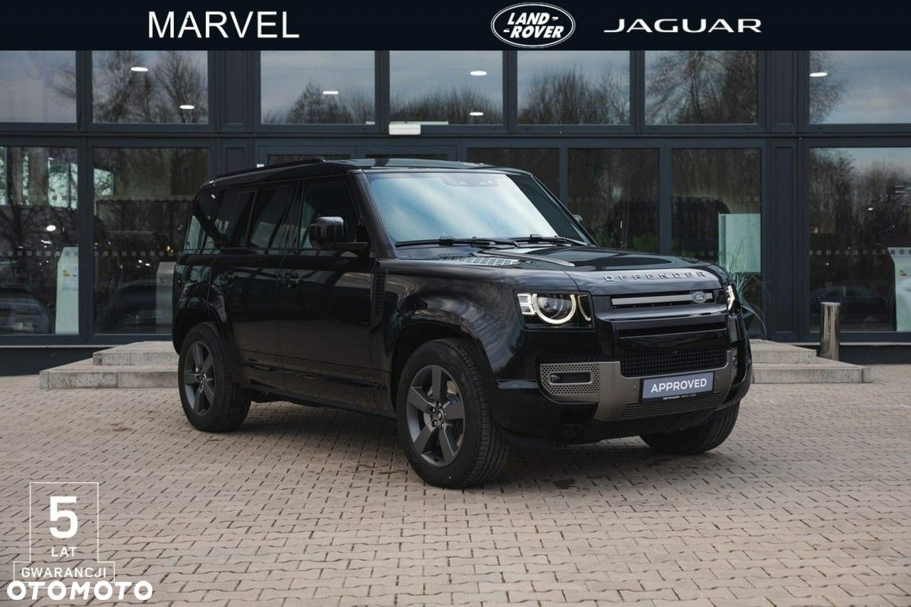 Land Rover Defender - 1