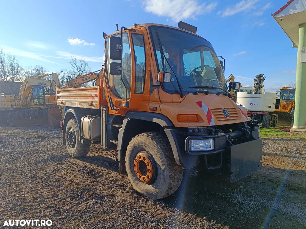 Mercedes-Benz Unimog U400 - 3