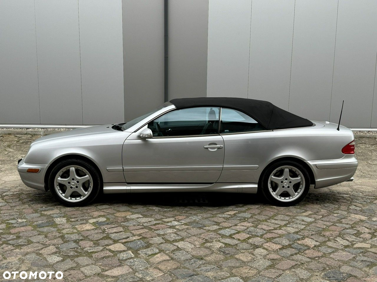 Mercedes-Benz CLK - 20