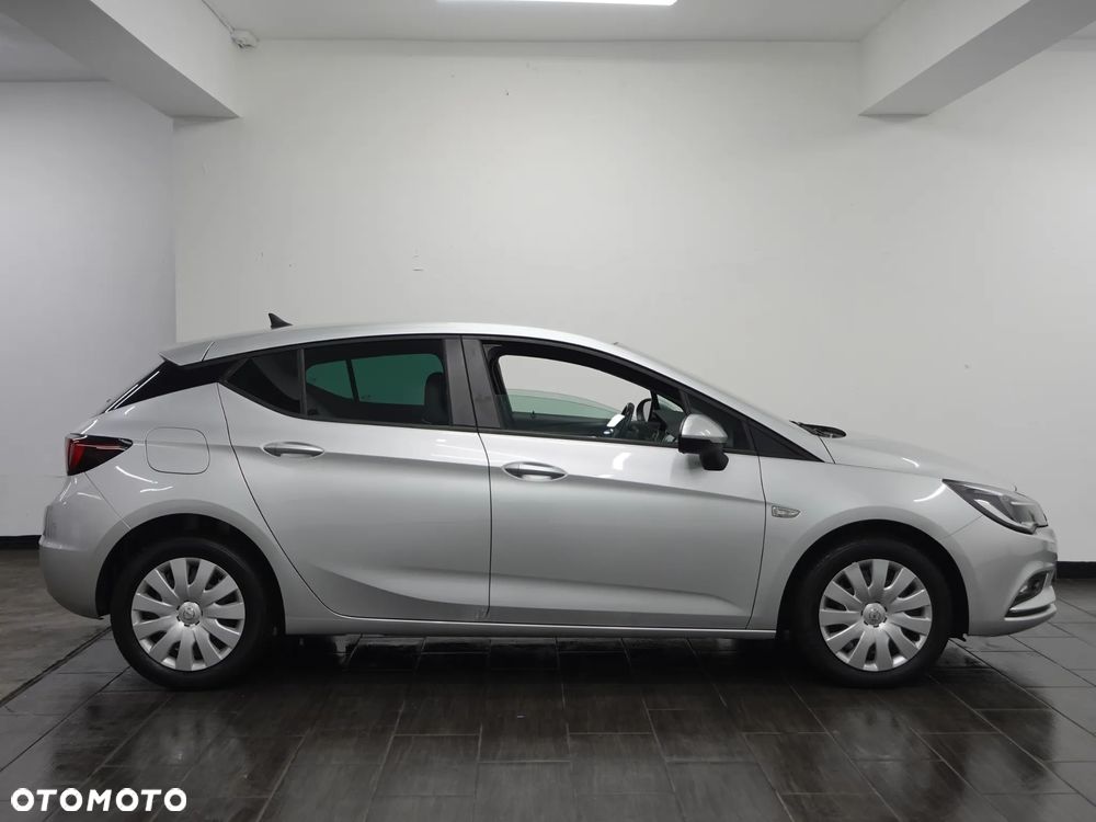 Opel Astra 1.6 D (CDTI) Dynamic - 9