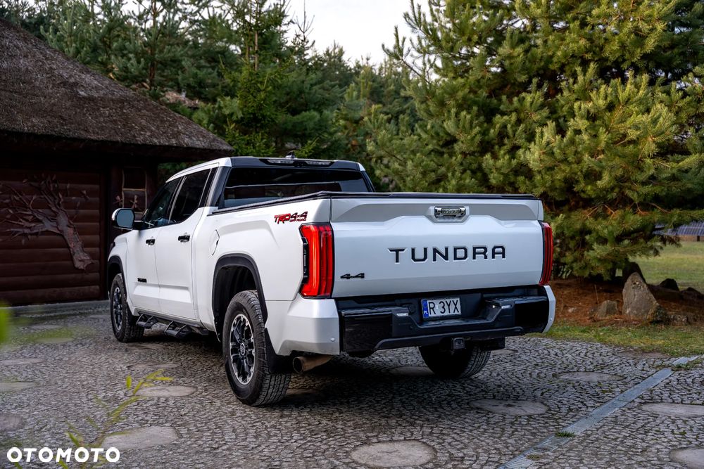 Toyota Tundra - 12