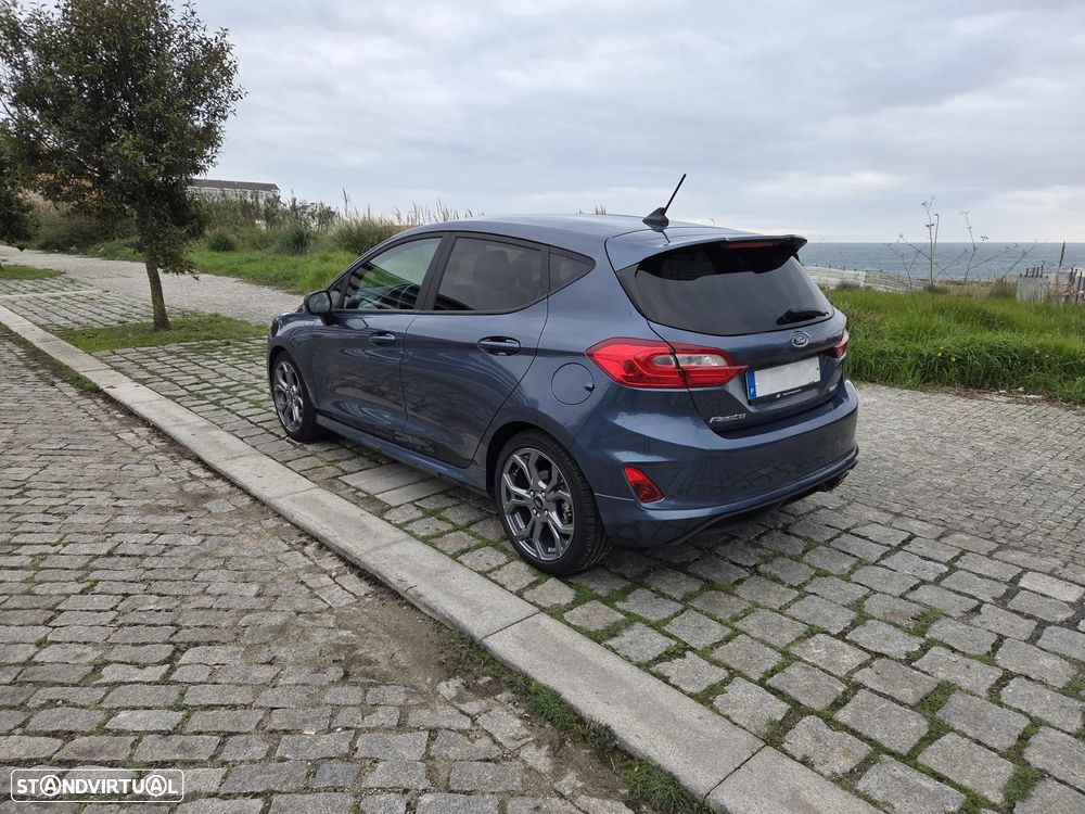 Ford Fiesta 1.0 EcoBoost MHEV ST-Line - 11