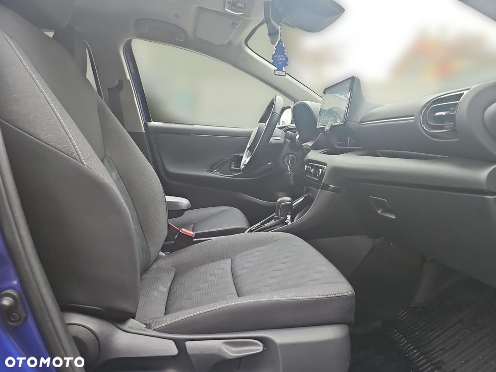 Toyota Yaris Hybrid 1.5 Style - 10