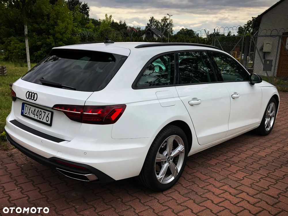 Audi A4 - 4