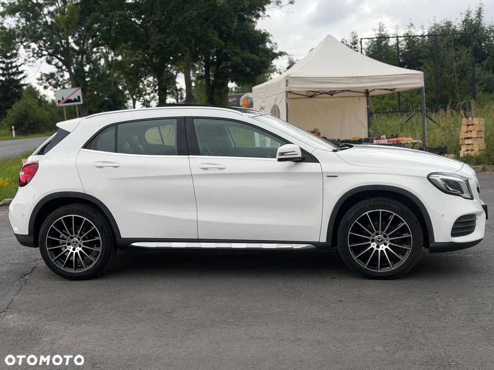Mercedes-Benz GLA 200 7G-DCT Edition 1 - 9