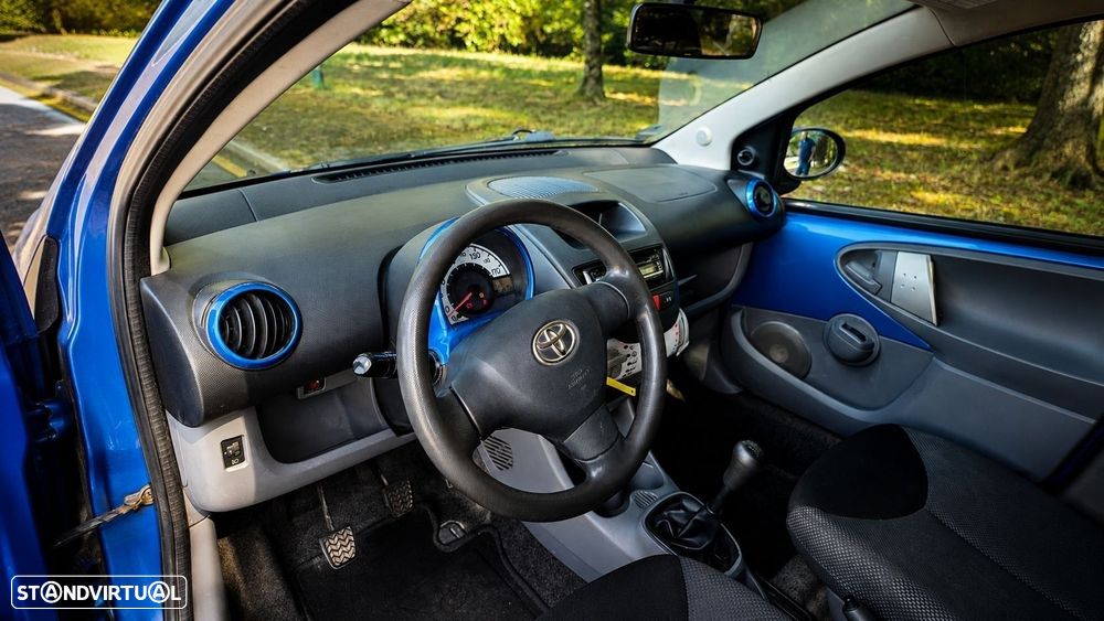 Toyota Aygo CoolBlue - 12