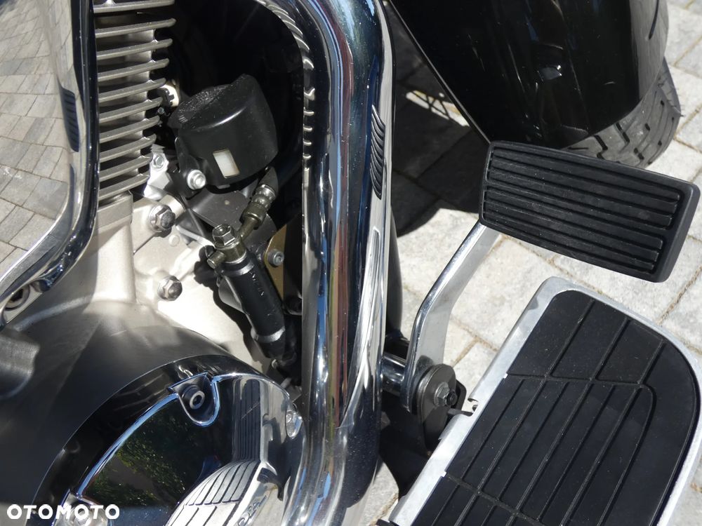 Honda VTX - 23