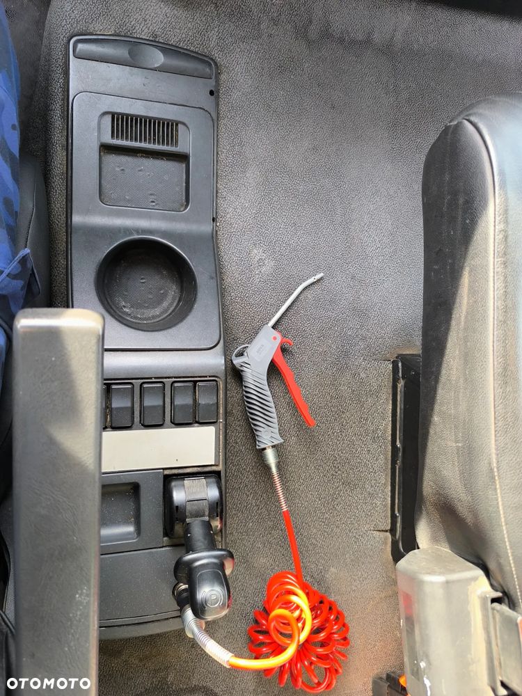 Renault D WIDE C - 8