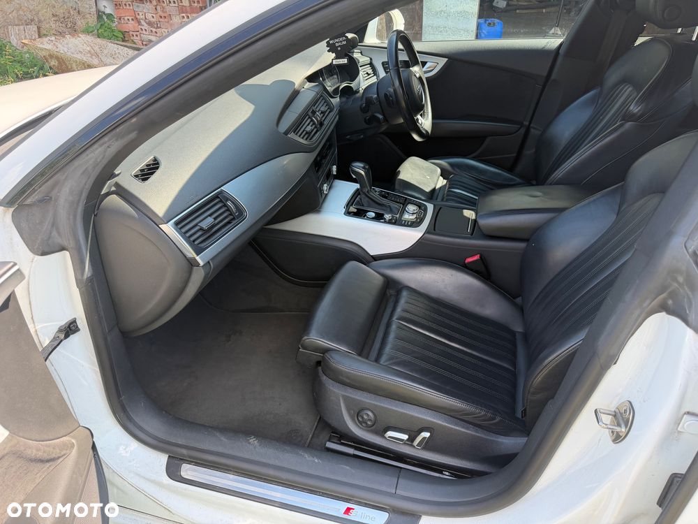 Audi A7 Sportback 3.0 TDI ultra S tronic - 13