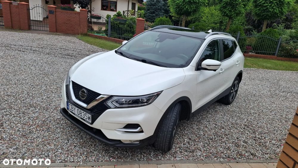 Nissan Qashqai 1.3 DIG-T N-Connecta EU6d - 1