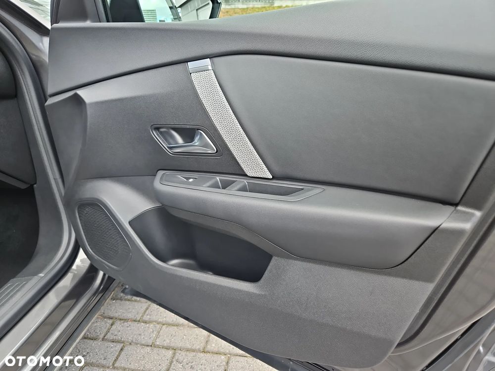 Citroën C4 1.2 PureTech Feel Pack S&S - 26