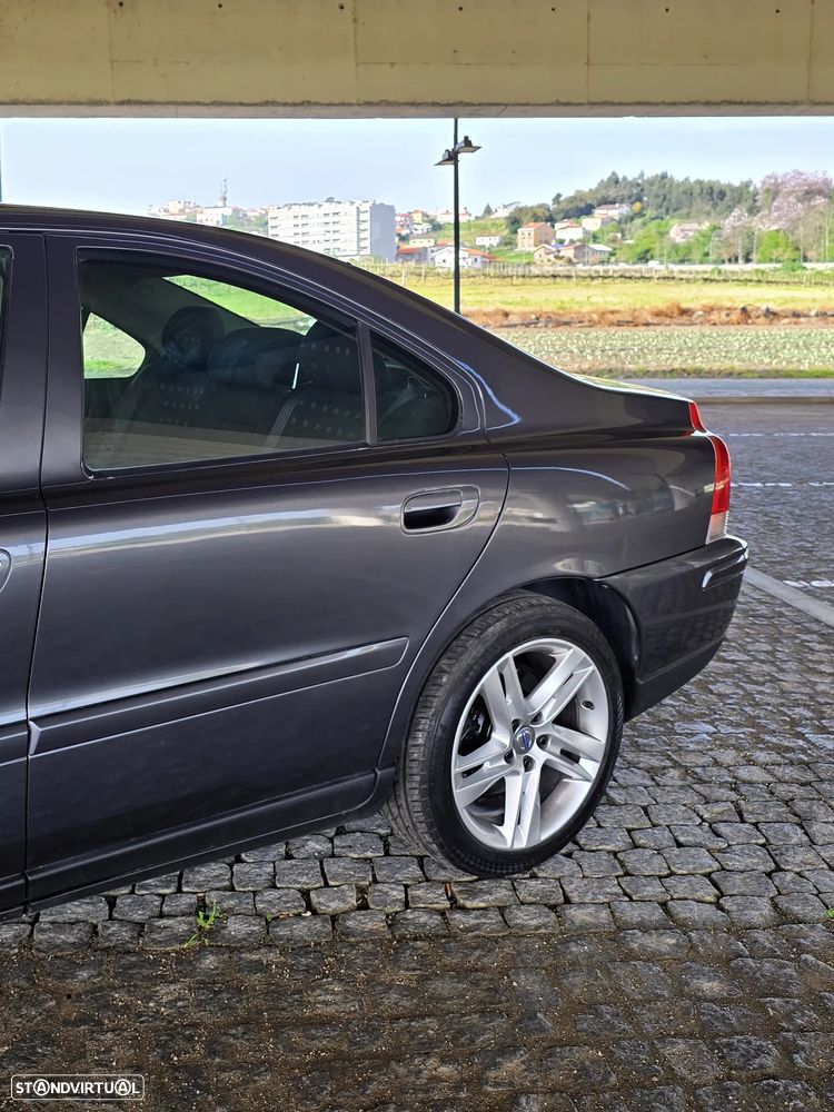 Volvo S60 2.4 D5 Nivel 3 Auto. - 20