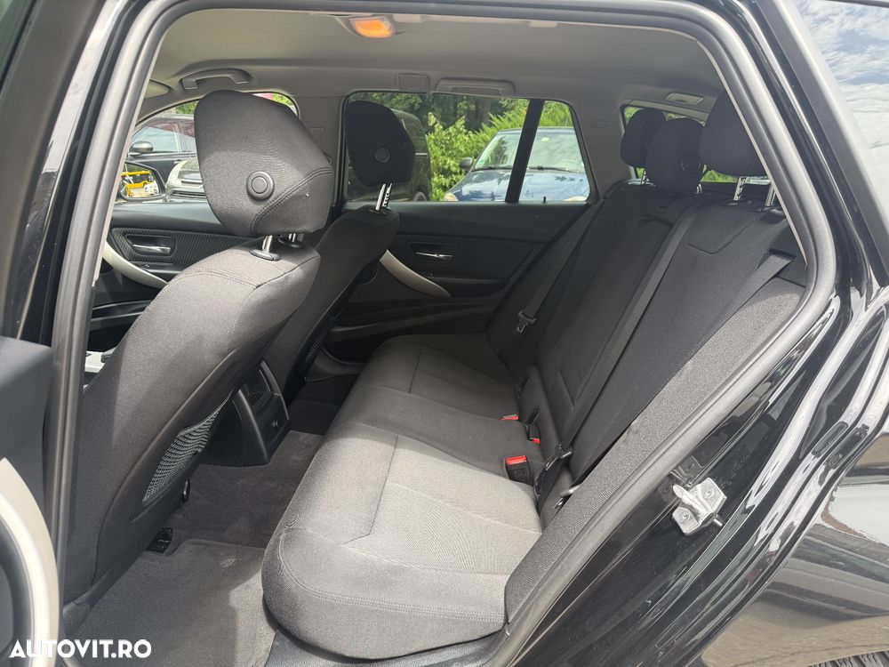 BMW Seria 3 320d Aut. Advantage - 16