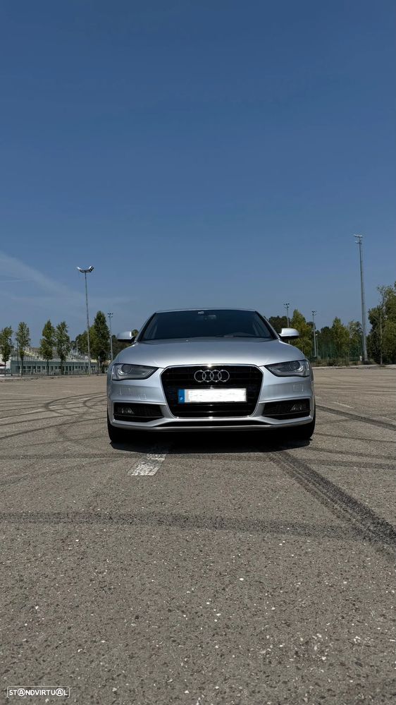 Audi A4 2.0 TFSI S line Sport Pack - 2