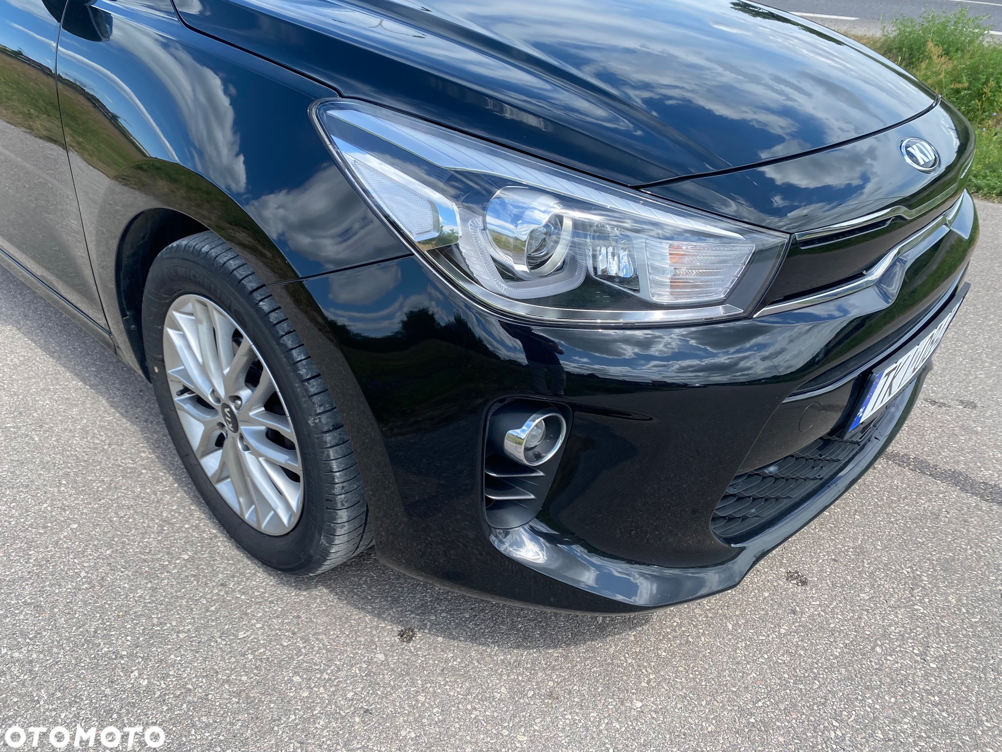 Kia Rio 1.4 L - 32