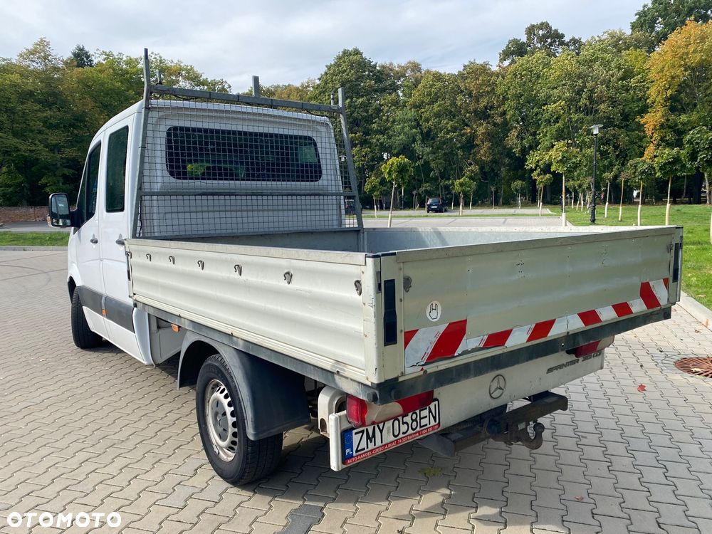 Mercedes-Benz Sprinter - 10