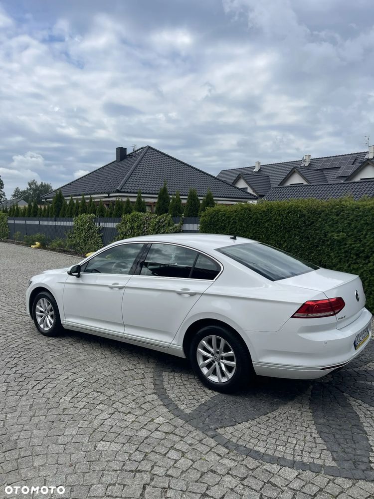 Volkswagen Passat 1.8 TSI BMT Comfortline - 4