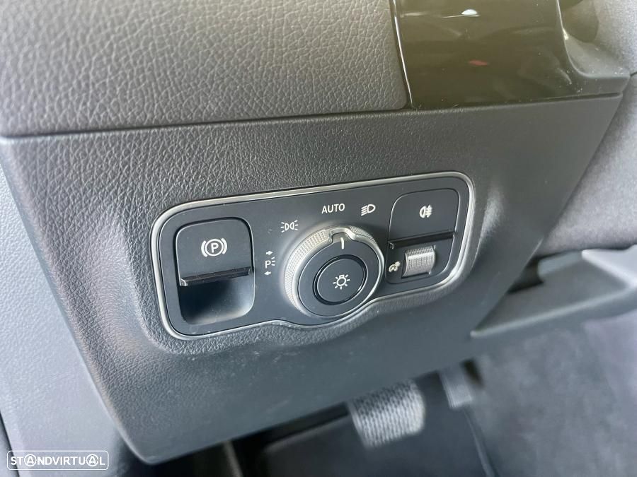 Mercedes-Benz GLA 250 e 8G-DCT Progressive - 16