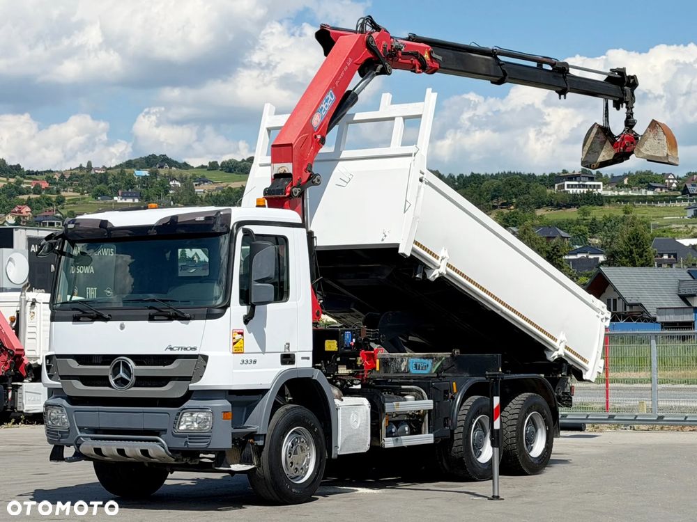 Mercedes-Benz ACTROS 3336 * Wywrotka 5,10 m + HMF 2620 K3 + PILOT * 6x4*STAN BDB - 2
