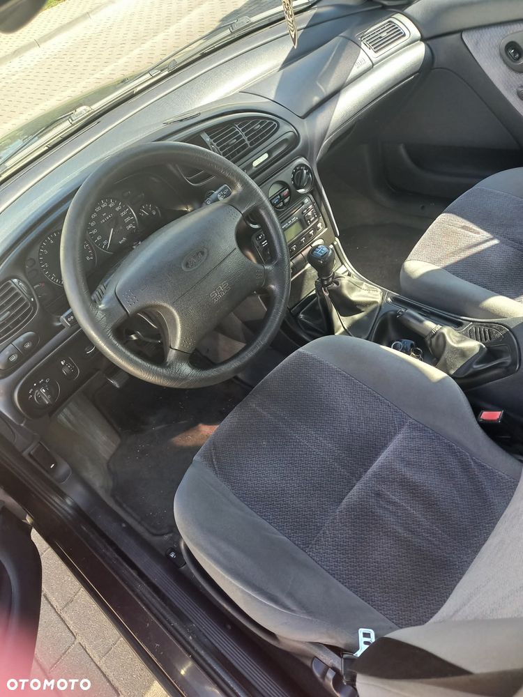 Ford Mondeo - 5