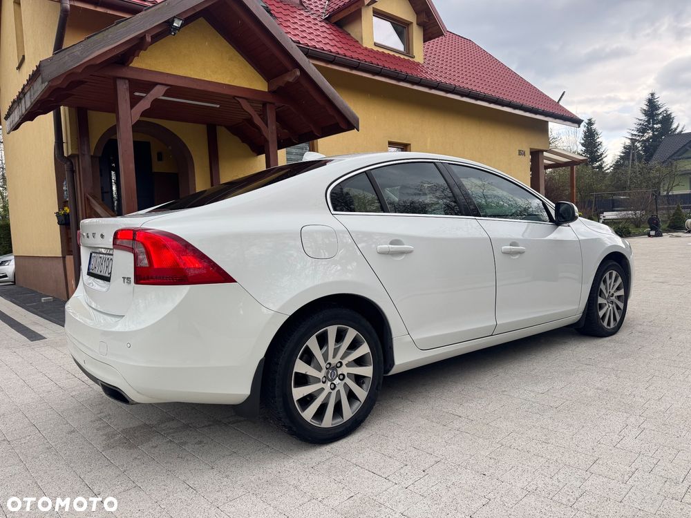 Volvo S60 T5 Drive-E Dynamic Edition (Momentum) - 7
