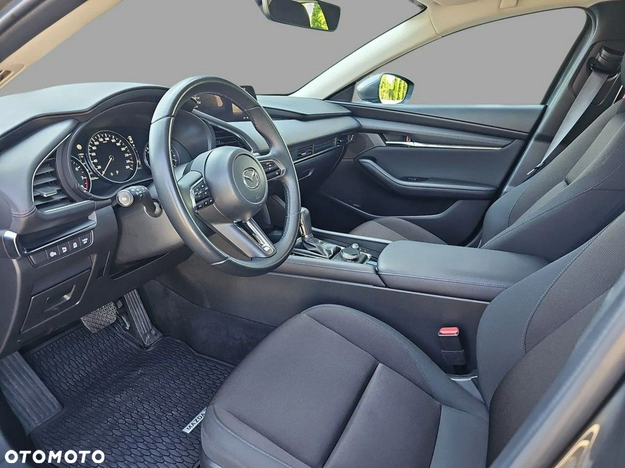 Mazda 3 - 12