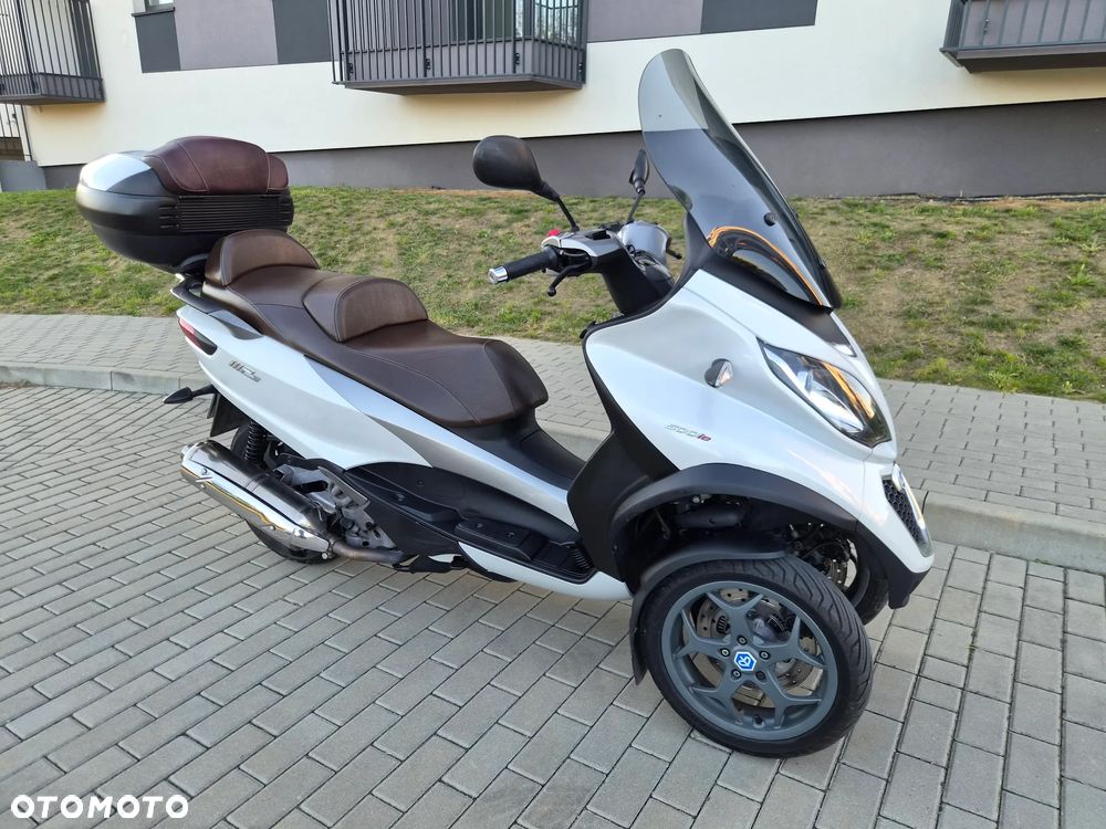 Piaggio MP-3 - 17