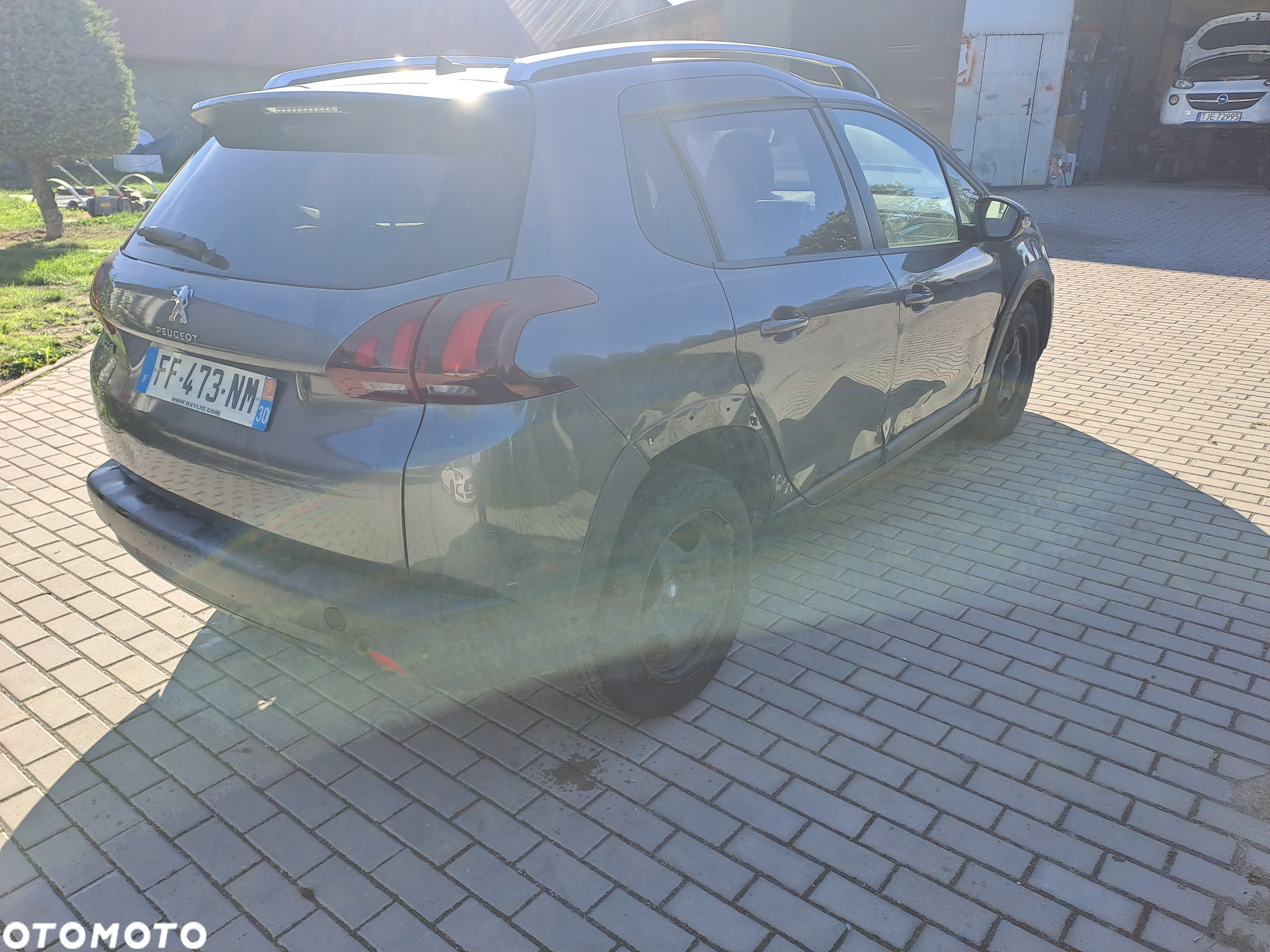 Peugeot 2008 PureTech 82 Allure - 4