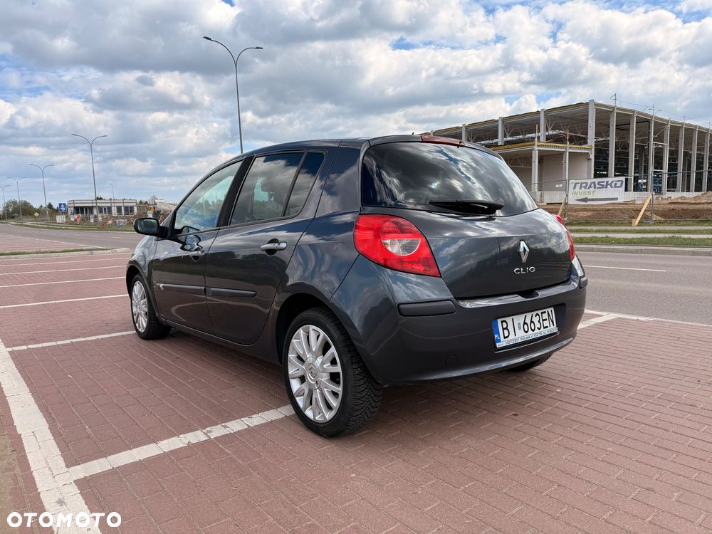 Renault Clio 1.5 dCi Dynamique - 5