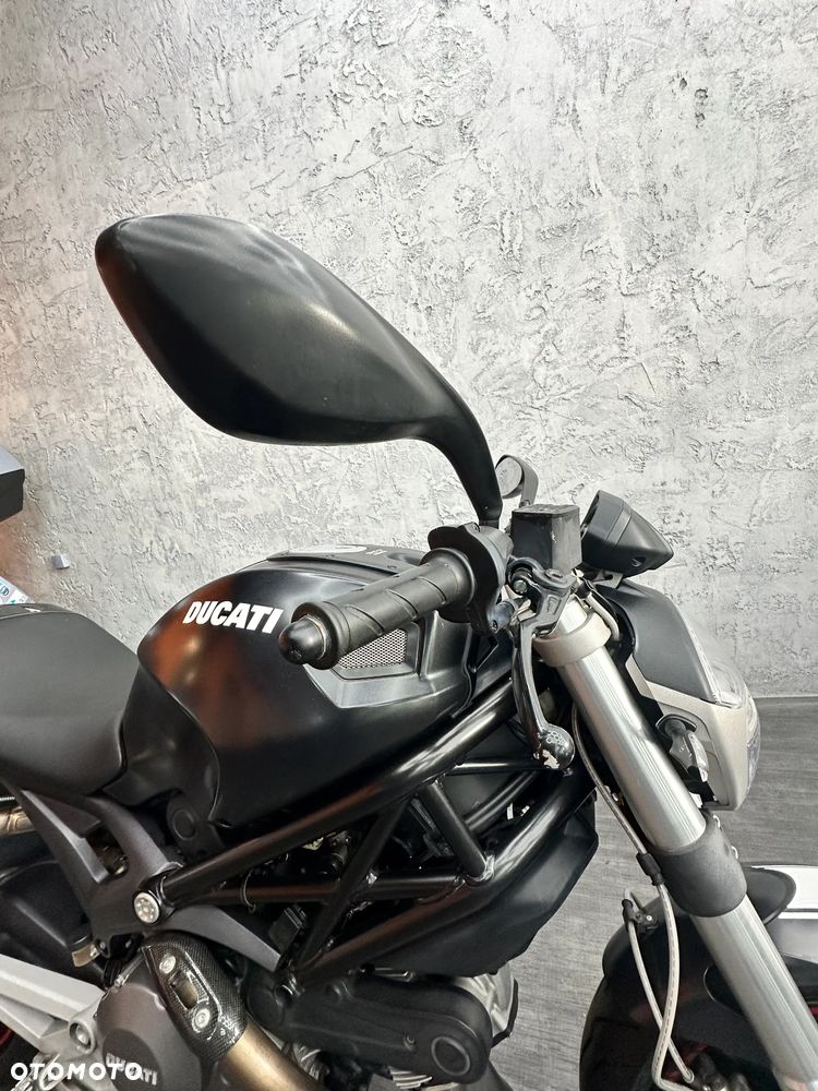 Ducati Monster - 5
