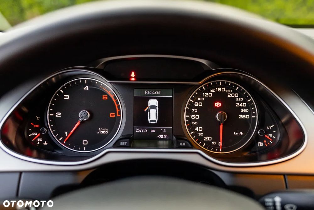 Audi A4 Avant - 30