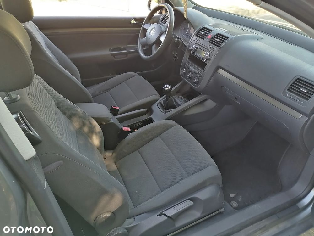 Volkswagen Golf - 9