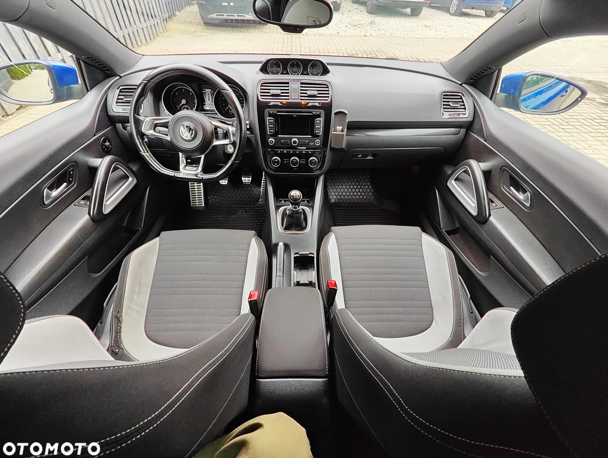 Volkswagen Scirocco 2.0 TDI BMT - 12
