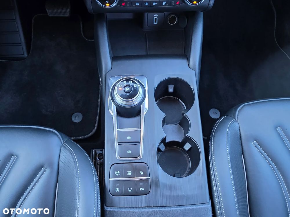 Ford Focus ver-1-5-ecoboost-start--stopp--system-vignale - 21