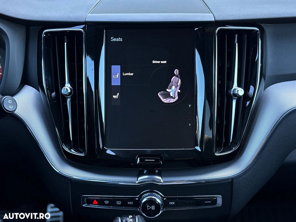 Volvo XC 60 T6 AWD R-Design - 30