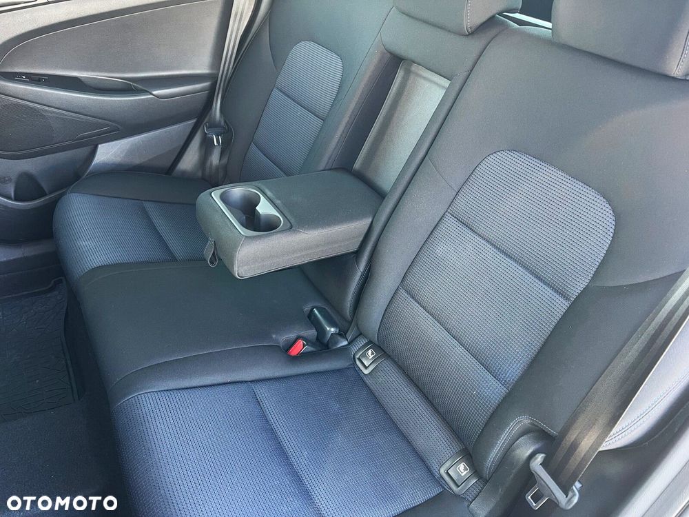 Hyundai Tucson 1.7 CRDI BlueDrive GO 2WD DCT - 27