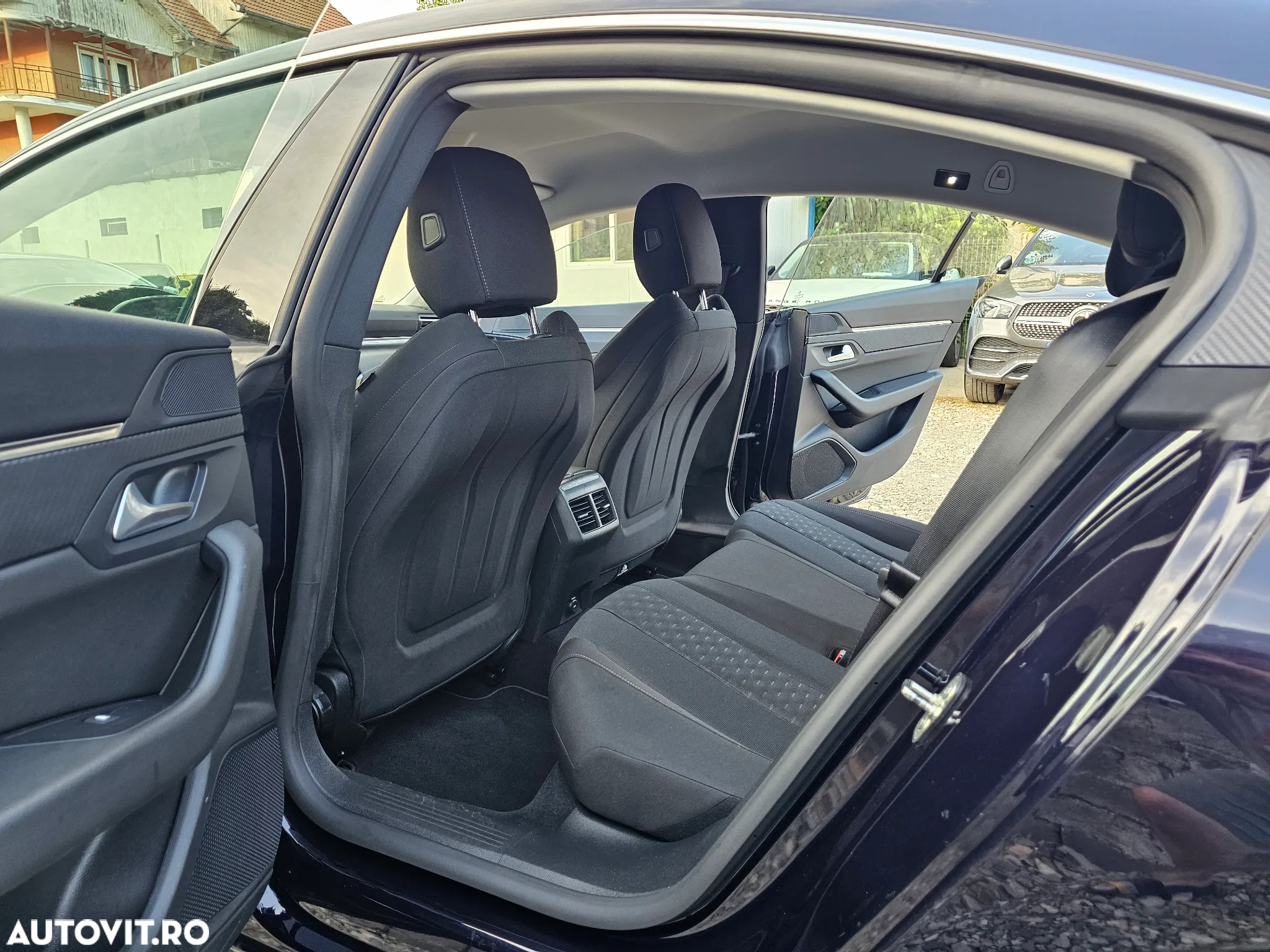Peugeot 508 1.5L BlueHDi 130 S&S EAT8 GT - 22